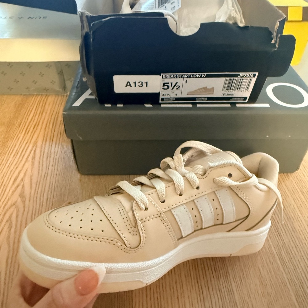 Adidas Break Start Low Lace Up Sneakers 5.5W